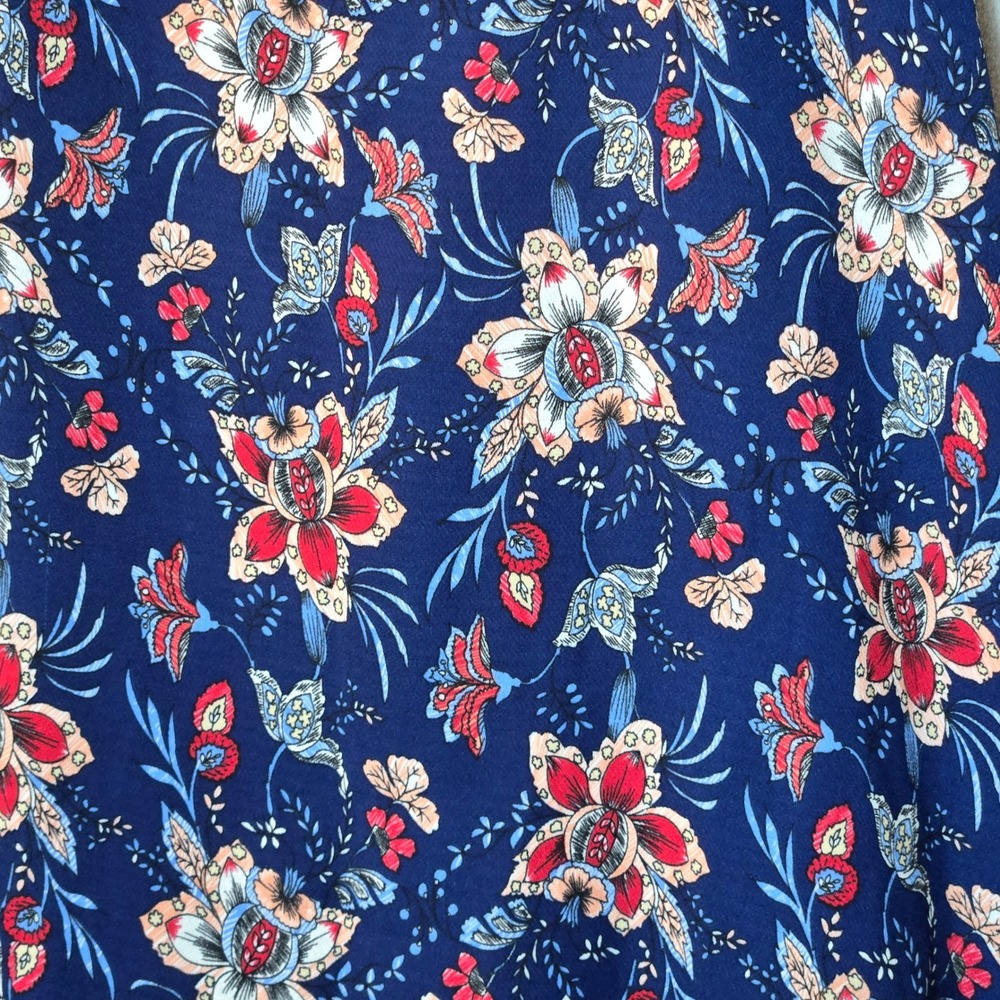 Altar'd State Floral Sharkbite Hem Sleeveless Dress Navy Blue M Boho Feminine - Picture 3 of 9